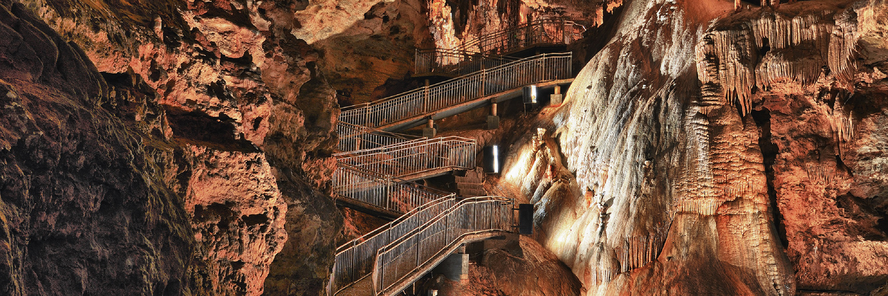 Explore the Underground Wonders of Caves Near St Louis